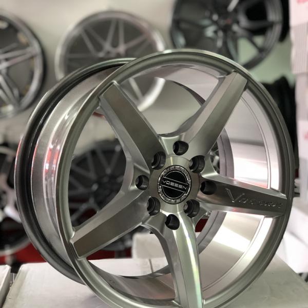 Rines de lujo Vossen 15